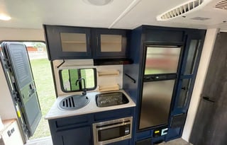 85 weekday special light, sleeps 5 2022  R Pod