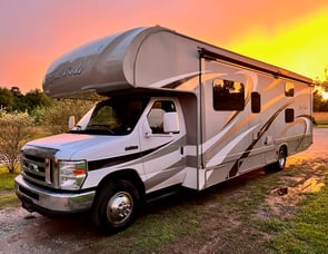 Thor Motor Coach Four Winds 31E Bunkhouse