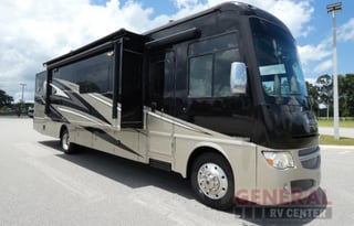 2015 Winnebago Adventurer 38Q