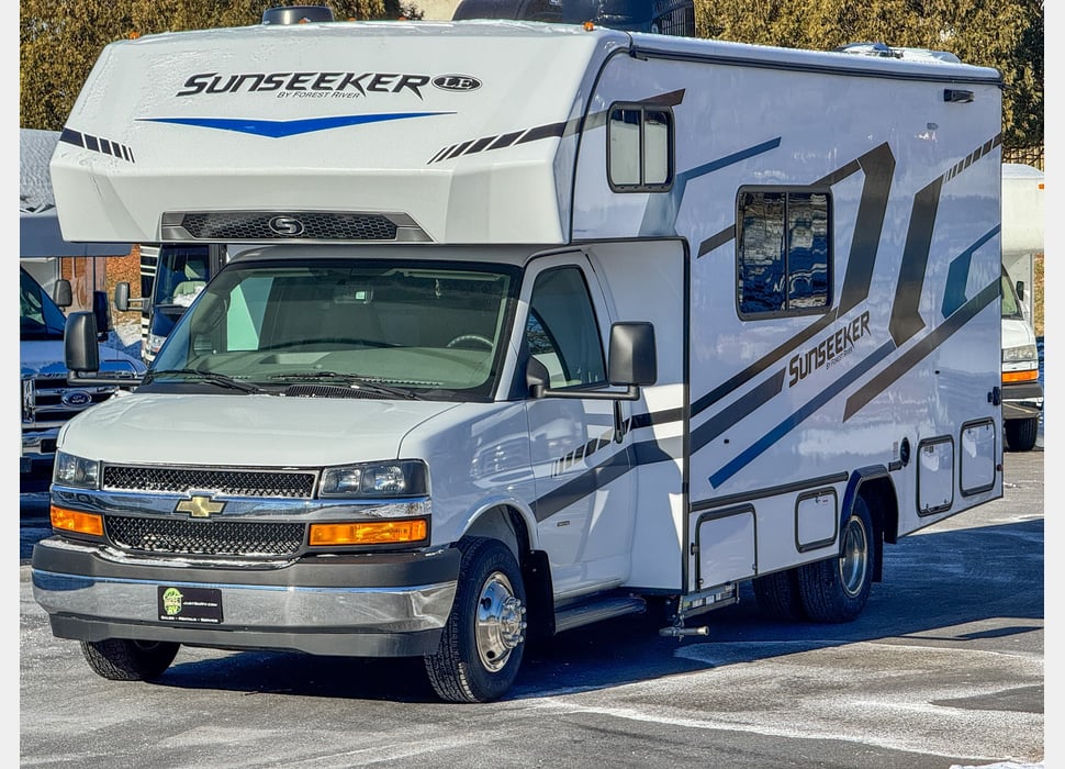 Class C Motor Home rentals in Hawley
