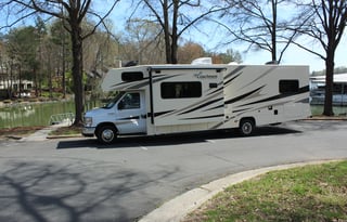 2019 Coachmen | Sleeps 10 Comfortably | Luxury