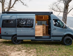Rooster Renovations Mercedes-Benz Sprinter 2500