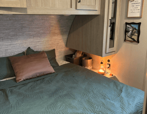 Forest River RV Aurora 28BHS