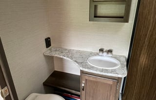 Cousin Eddie - 2018 Keystone RV Bullet 287QBS