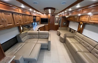 2014 Tiffin Phaeton 40QKH Bunkhouse