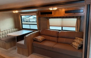 2017 Coachmen RV Catalina SBX 261BH