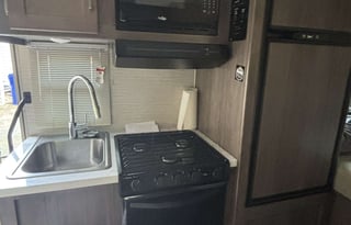 2022 Minnie Winnie 22R