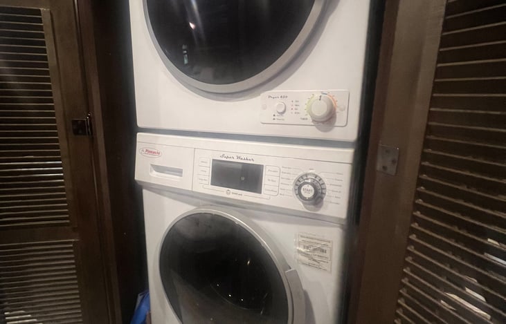 Washer / Dryer