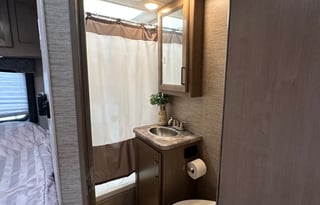 2022 Thor Motor Coach Chateau RV