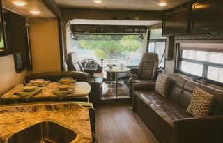 2019 Freedom Traveler—Spacious Family RV