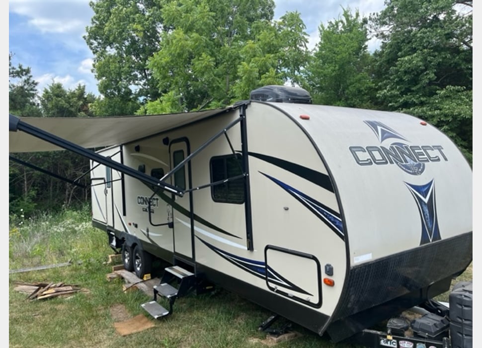 Travel Trailer rentals in Ellisville