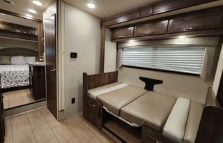 2019 Jayco Melbourne 24K