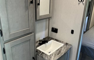 Beautiful 2022 Dutchmen Kodiak 296BHSL