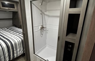 The Perfect Couples Getaway–King Bed + Cozy Vibes