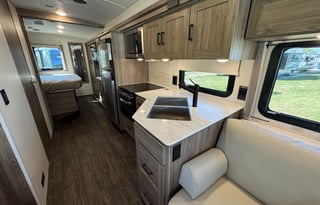 2023 Winnebago Vista 29v
