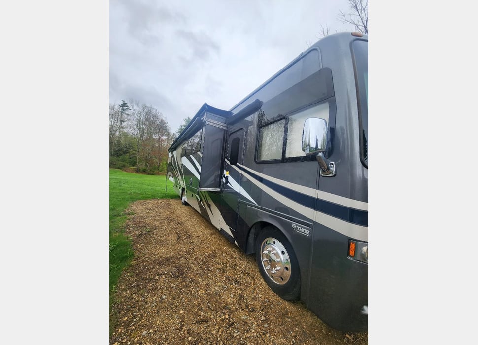 Class A Motor Home rentals in Pelham