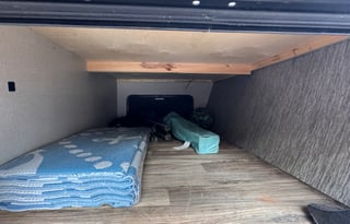 Ultimate Camping Escape 2020 KZ Escape E231BH