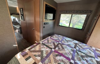 2017 Thor Motor Coach Four Winds 28Z