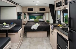 2022 Coachmen- Lightweight, Quick Set Up & Stocked