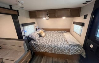 2024 FOREST RIVER RV CHEROKEE WOLF PUP BLACK