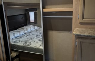 2017 Dutchmen RV Denali 293RKS