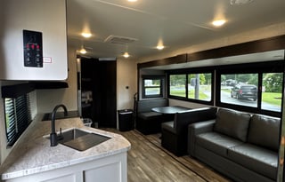 2023 Highland Ridge Range Lite 261BH