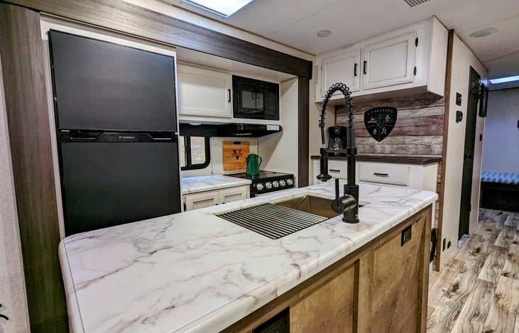 Lots of counter space!