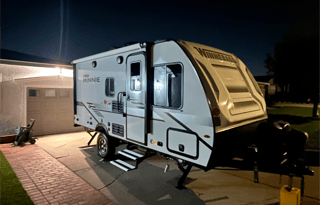 Minnie Winnie - Pet Friendly Bunk House RV