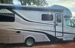 2020 Tiffin Wayfarer - The Luxe Rover