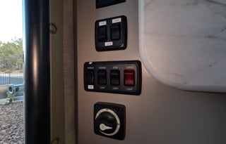 Desert Diamond Series COLEMAN 24FT