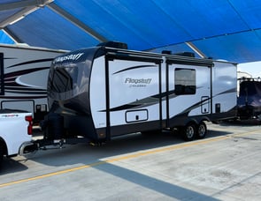 Forest River RV Flagstaff Classic 826KBS