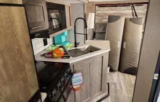 2022 Toyhauler with 13 foot garage