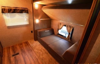 2015 Coachmen RV Catalina 323BHDS
