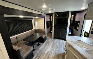 Queen bed, 2 bunks - commercially insured!