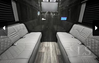 2024 Midwest Automotive Designs Daycruiser D6