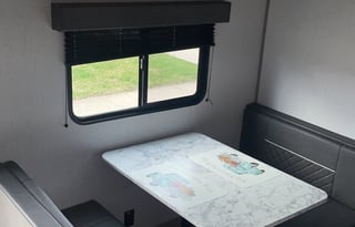 2022 Dutchmen RV Coleman Lantern LT Series 274BH