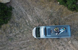 Off grid campervan with TV & ROOFTOP DECK