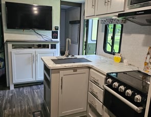 Keystone RV Bullet Crossfire 2430BH