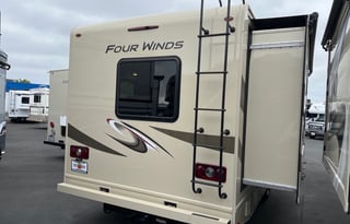 29 Thor 10 Sleeper w Bunks! 2 Slides - WiFi Ebikes