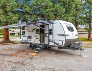 Forest River RV Surveyor Legend 240BHLE