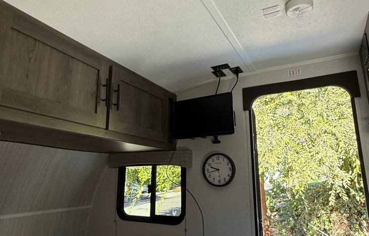 HDMI to USB C connection.