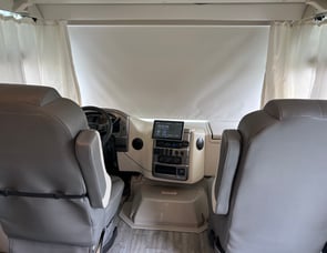 Thor Motor Coach Vegas 24.4