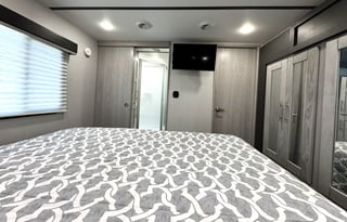 2021 Keystone Impact Fuzion 415