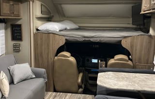 2018 Entegra Coach Odyssey 31L