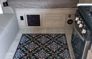 Geo Genny (867-5309)... Easy Tow!