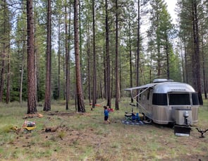 Airstream RV Flying Cloud 19CB