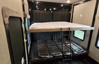 Grand Design Momentum Adventure Toy Hauler-Sleeps8