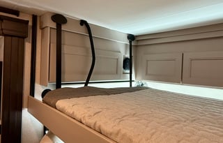 Convenience Rv's Riviera