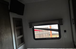 Toy Hauler Spacious with all your amenities