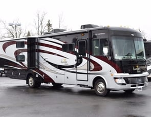 Fleetwood RV Bounder Classic 34B